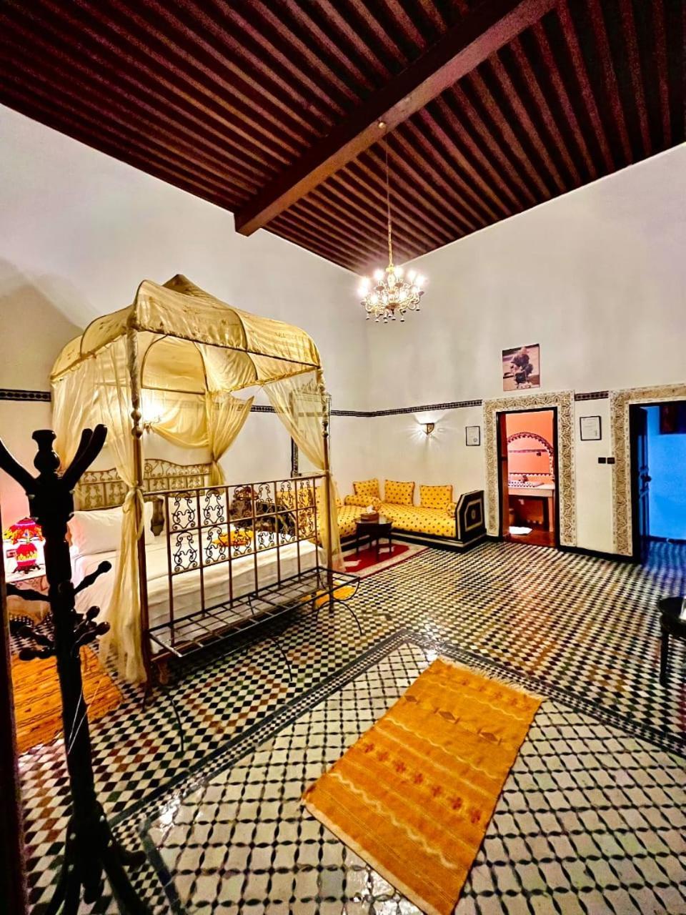 Riad Lalla Zoubida Fes Exterior photo