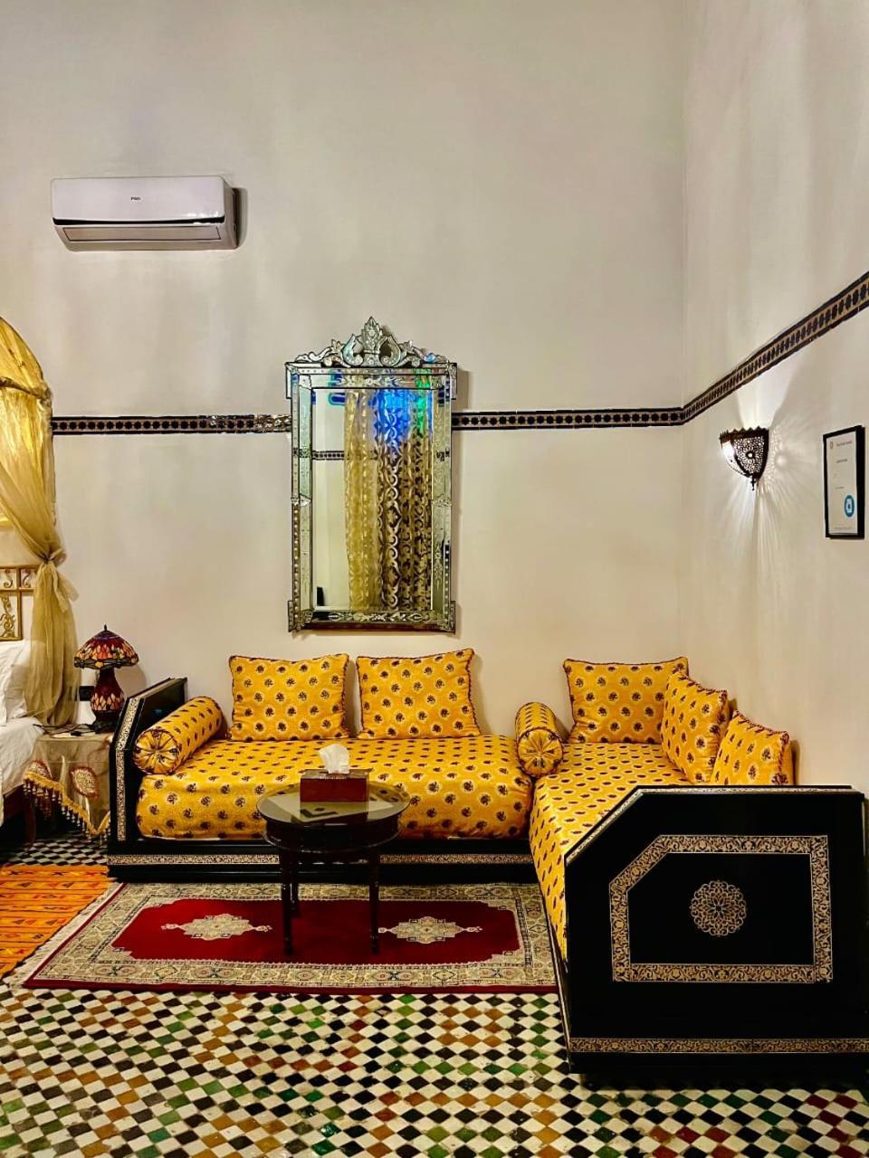 Riad Lalla Zoubida Fes Exterior photo